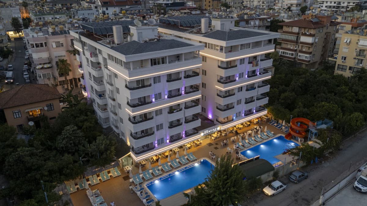 Bonapart Sealine Hotel
