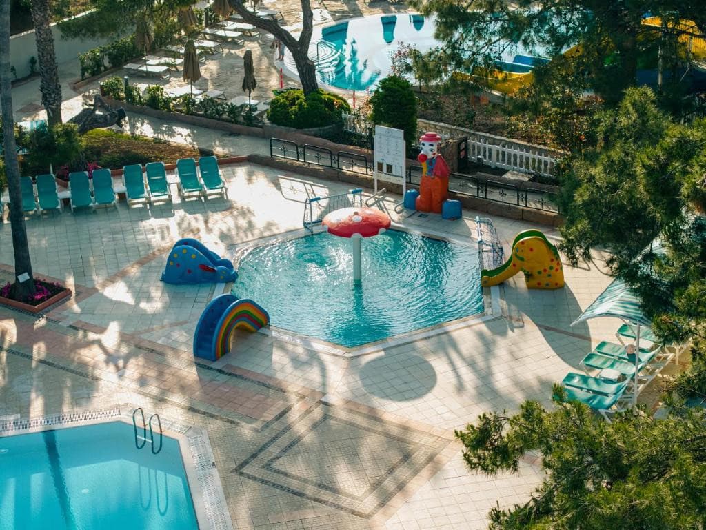 Pirate's Beach Сlub