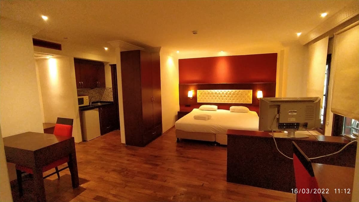 MANGANA KONAK HOTEL