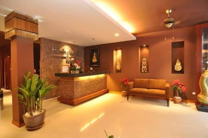 Hemingways Hotel