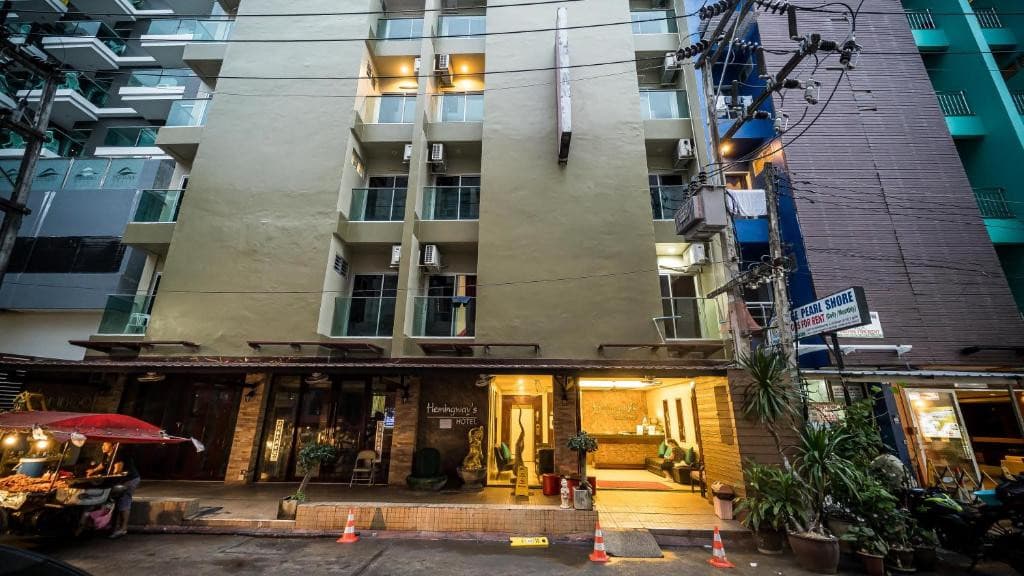 Hemingways Hotel