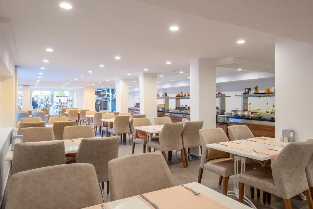 Bonn Beach Hotel By RRH&R