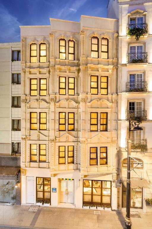 LALAHAN HOTEL