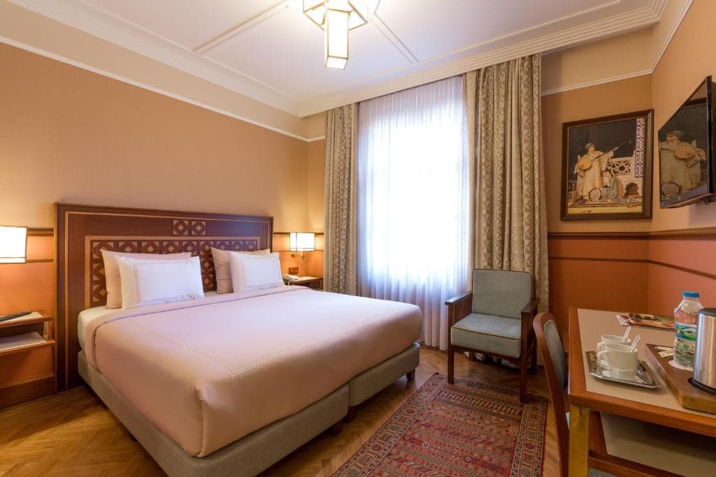 LALAHAN HOTEL