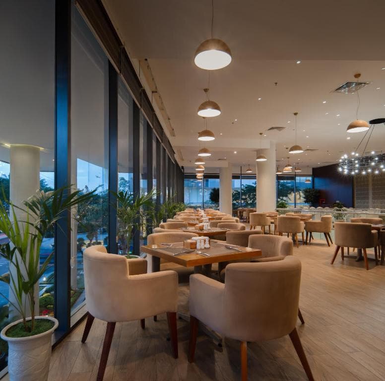 Starcity Hotel & Condotel Beachfront Nha Trang