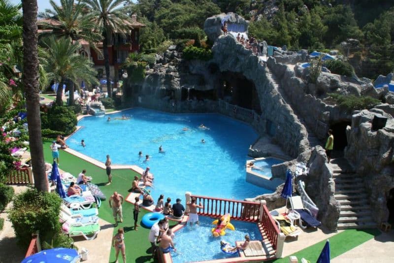 Grand Aquarium Apart Hotel