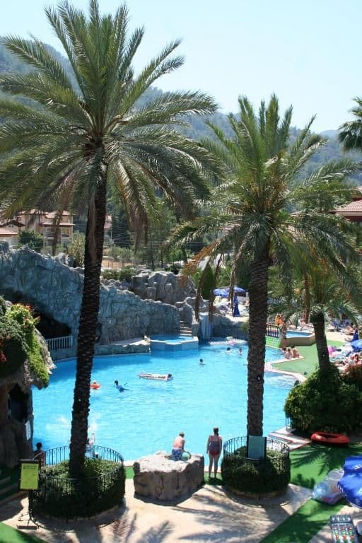 Grand Aquarium Apart Hotel