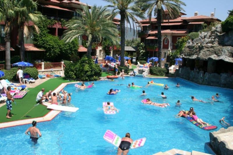 Grand Aquarium Apart Hotel