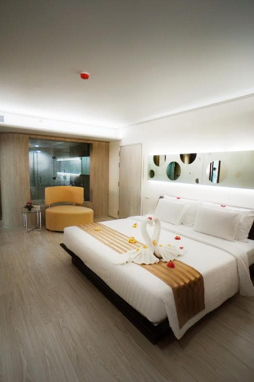 Pattaya Discovery Beach Hotel