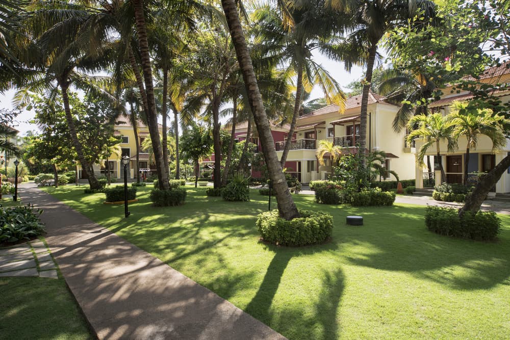 RADISSON BLU RESORT CAVELOSSIM BEACH