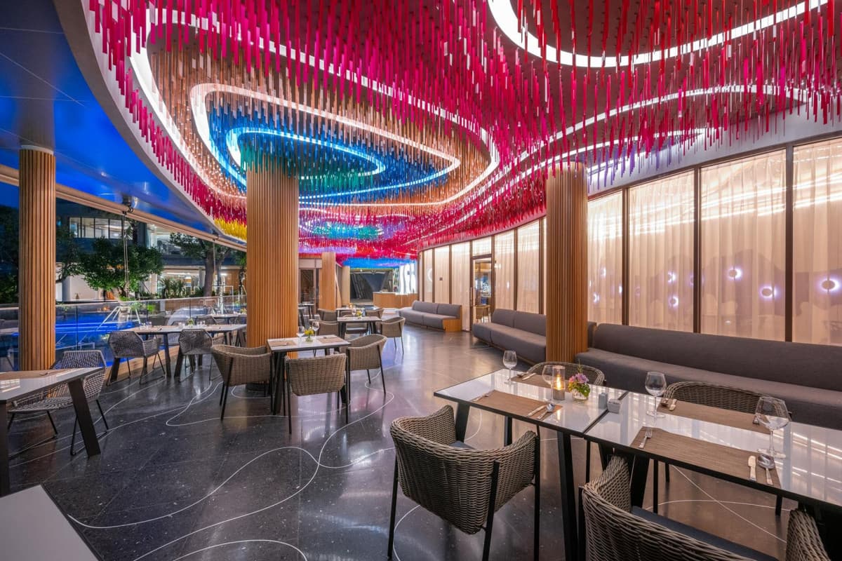 Metadee Concept Hotel