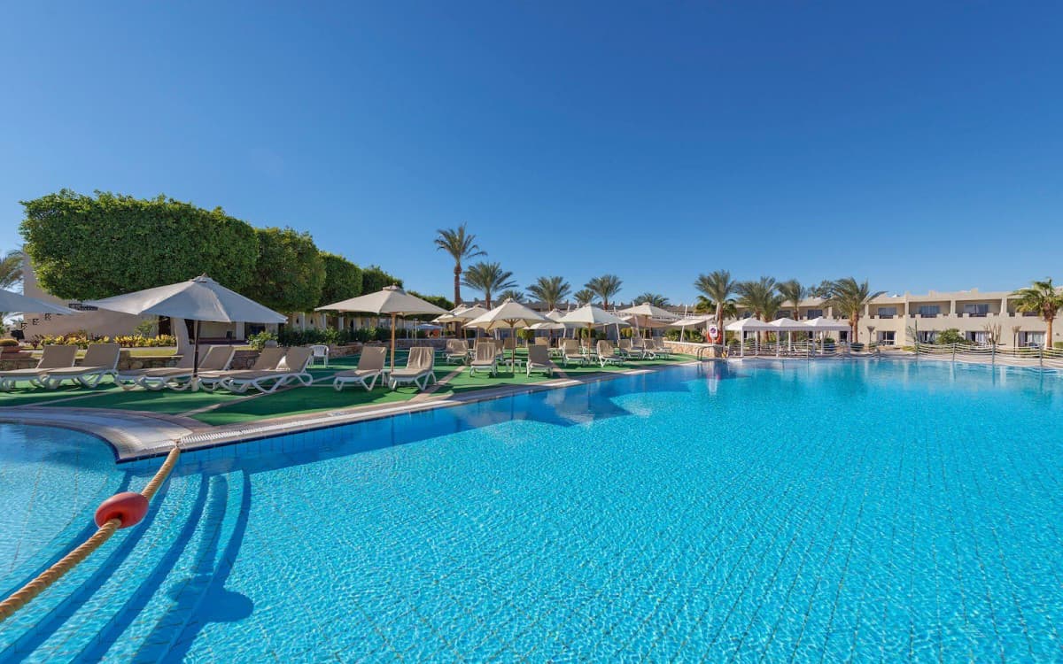 Reef Oasis Beach Resort