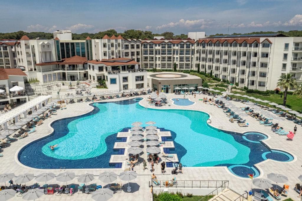 Arcanus Side Resort