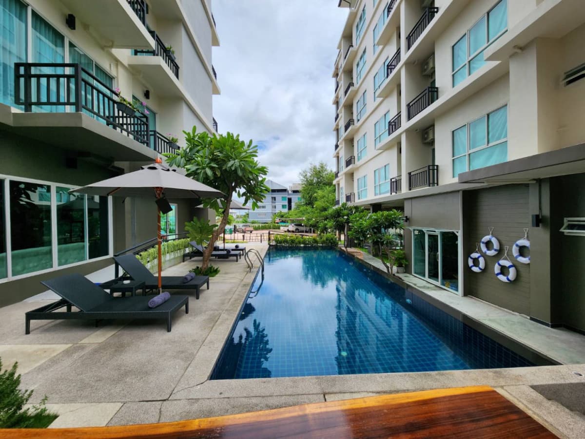 LHC HOTEL & RESORT