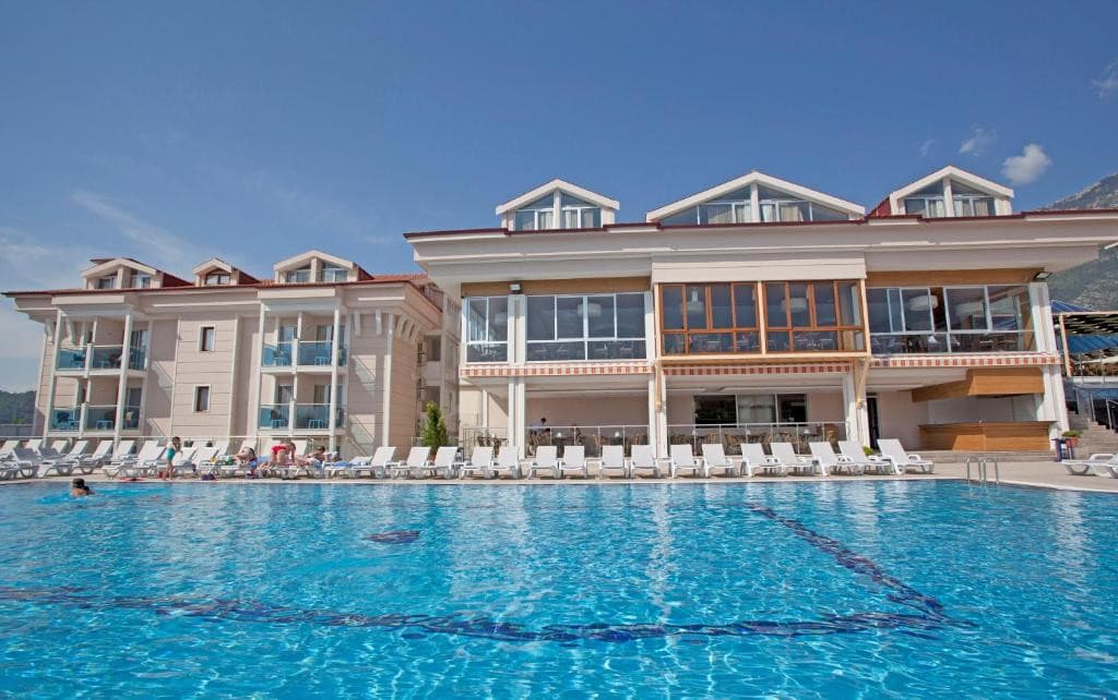 Aes Club Hotel