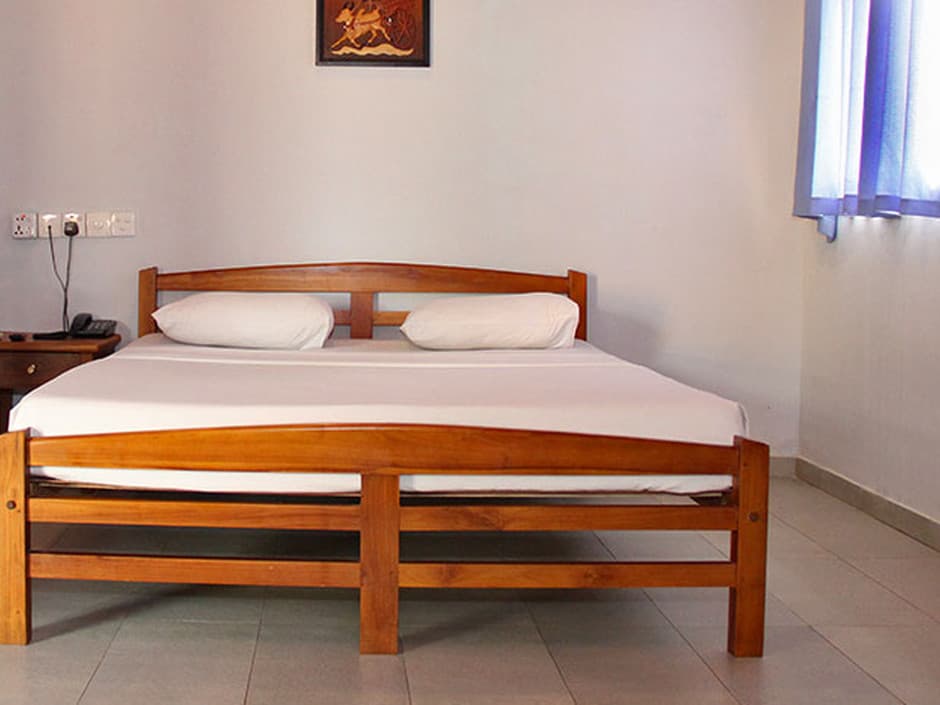Roy Villa Beach Hotel