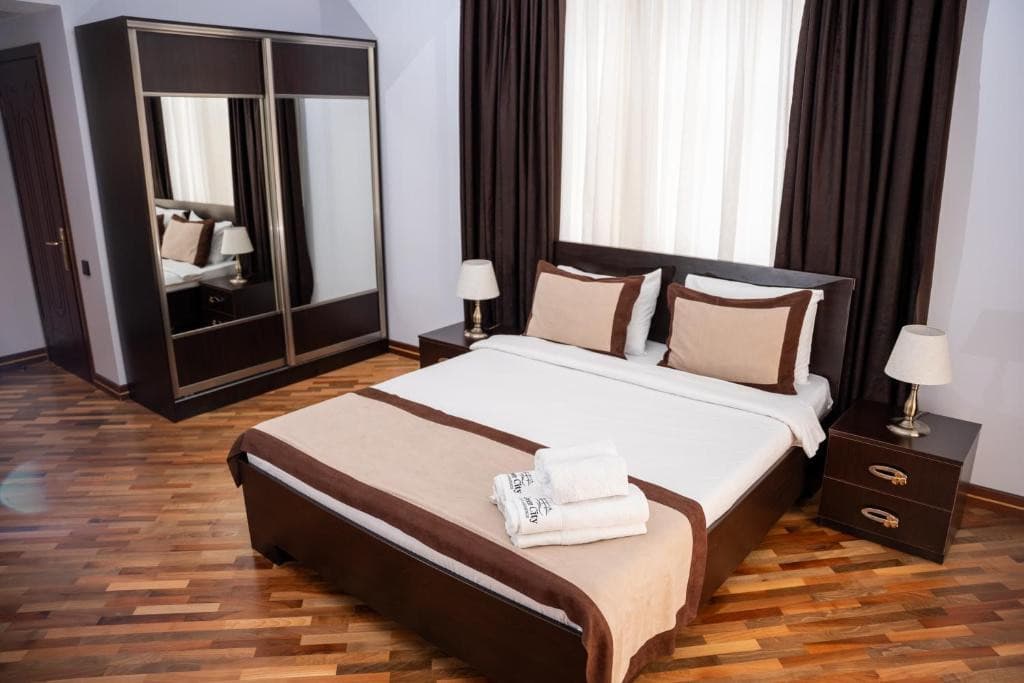 GREEN CITY HOTEL