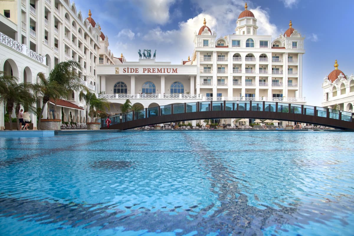 Oz Hotels Side Premium