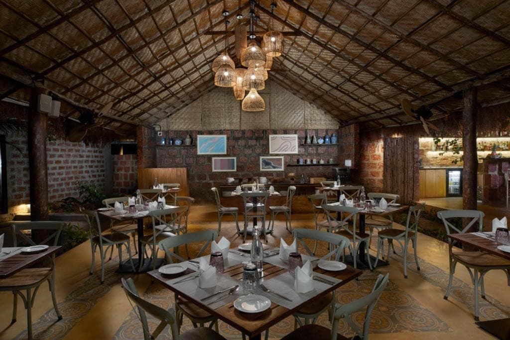 Larisa Hotel And Resort Ashwem