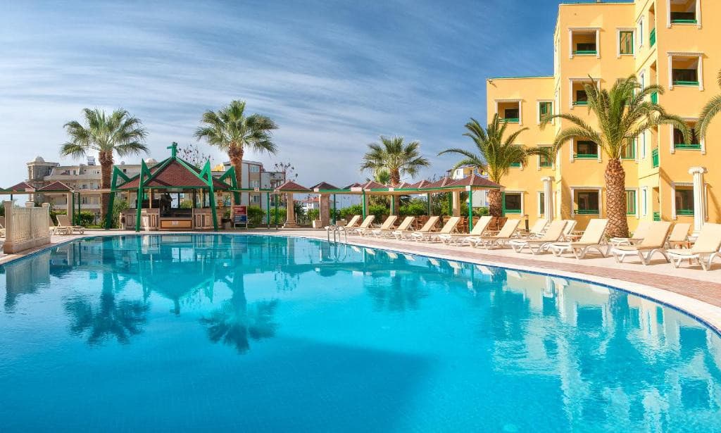 Esra Hotel Family Suites