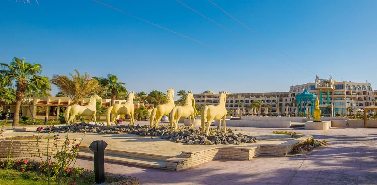 Golden 5 Paradise Resort & Aqua Park