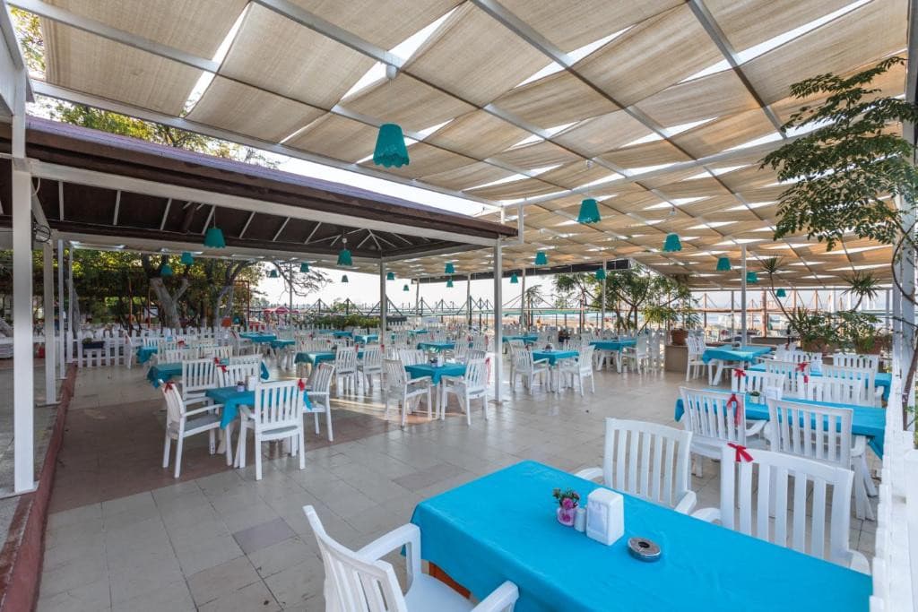 Helios Hotel Side