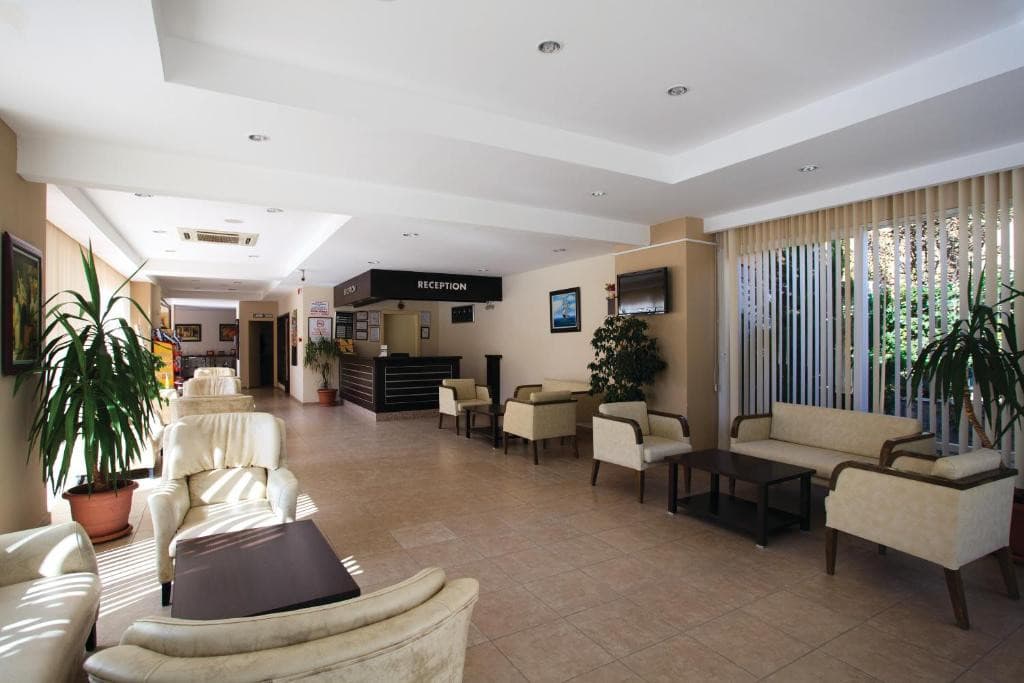 Helios Hotel Side