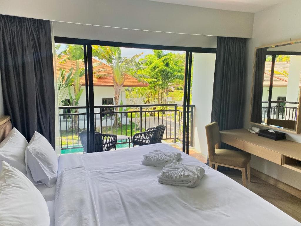 D Varee Mai Khao Beach