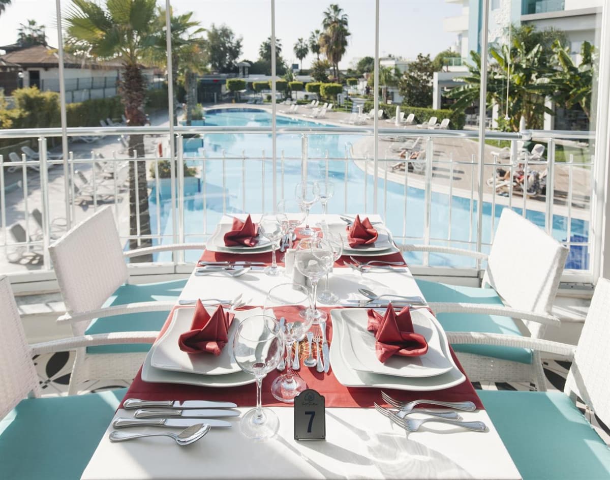 Seashell Resort & Spa