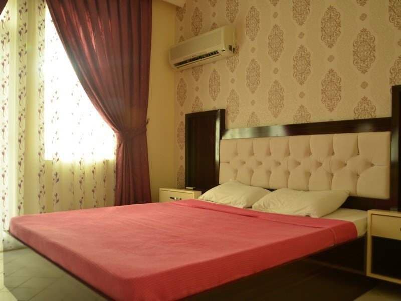 Midnight Sun Hotel