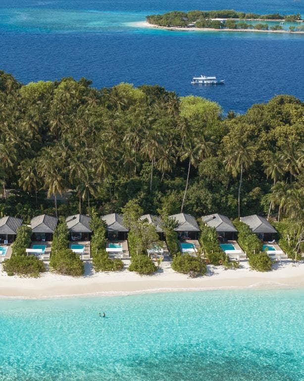 Royal Island Resort & Spa