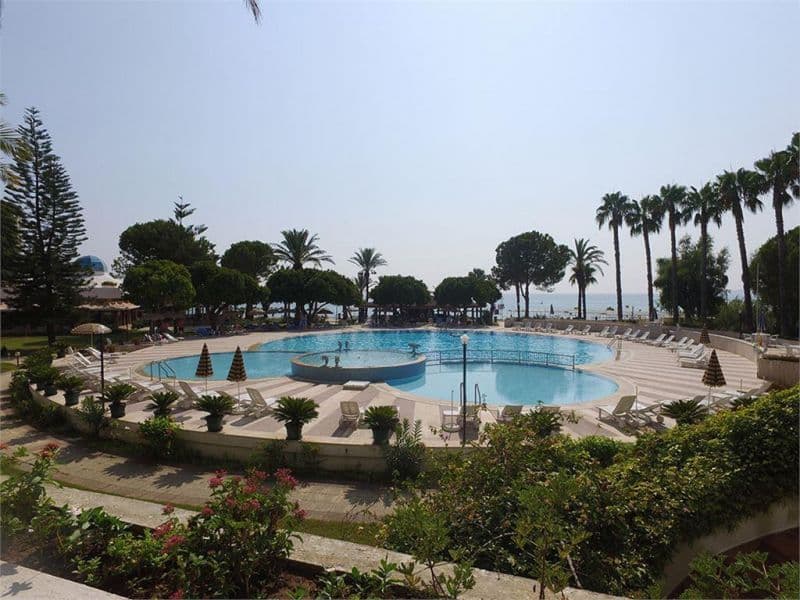 Top Hotel