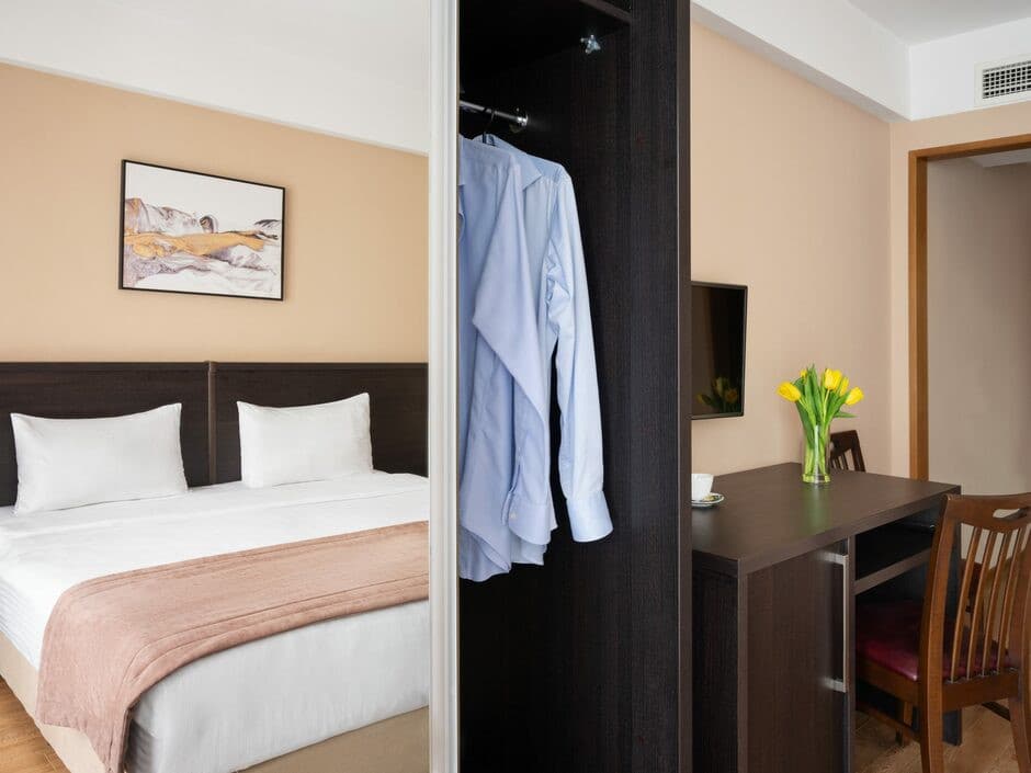 Sephia Hotel