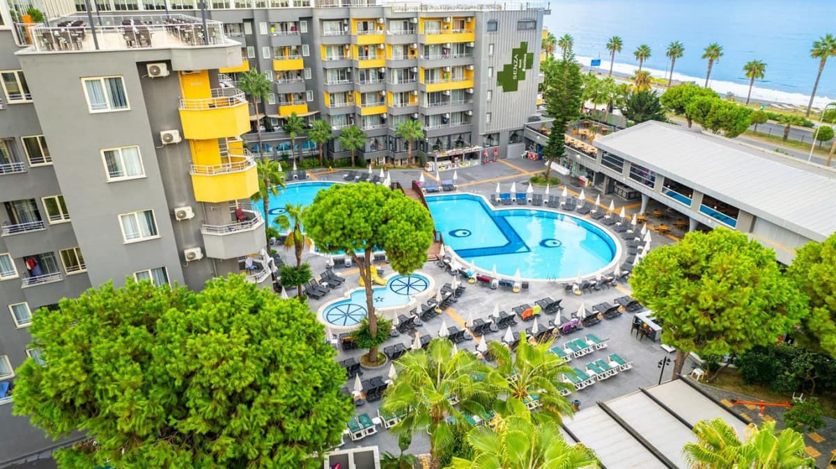 Senza Hotels Grand Santana Hotel