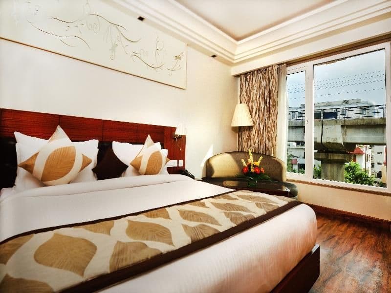 REGENT GRAND