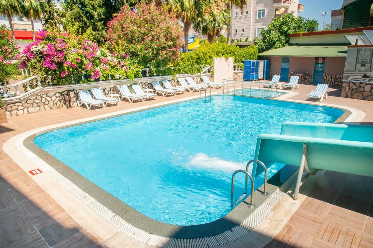 Solis Beach Hotel