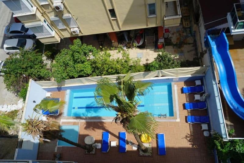 Maldives Beach Hotel (Barhan Hotel)