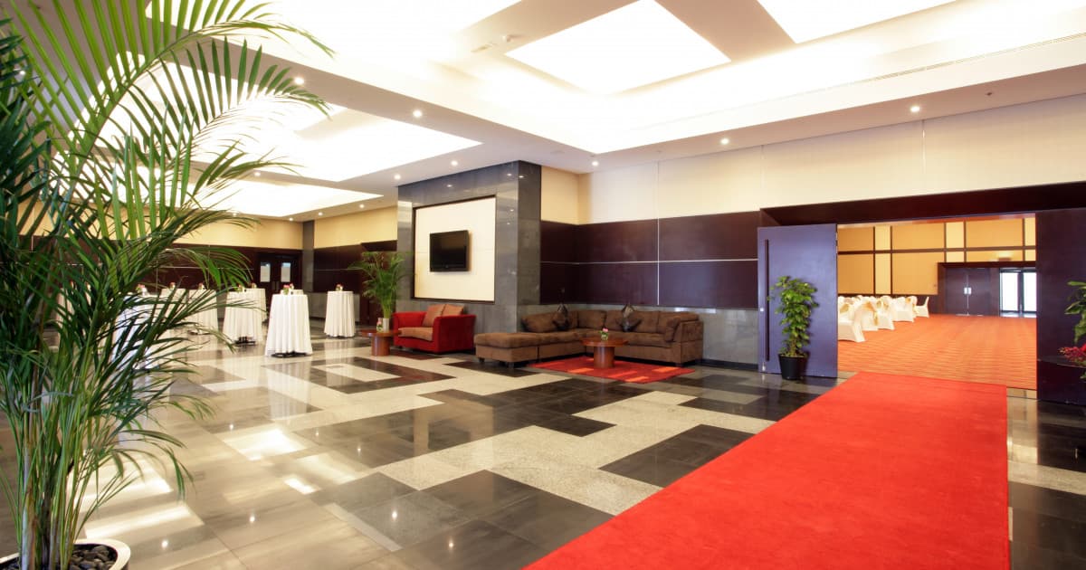 Ramada Hotel & Suites