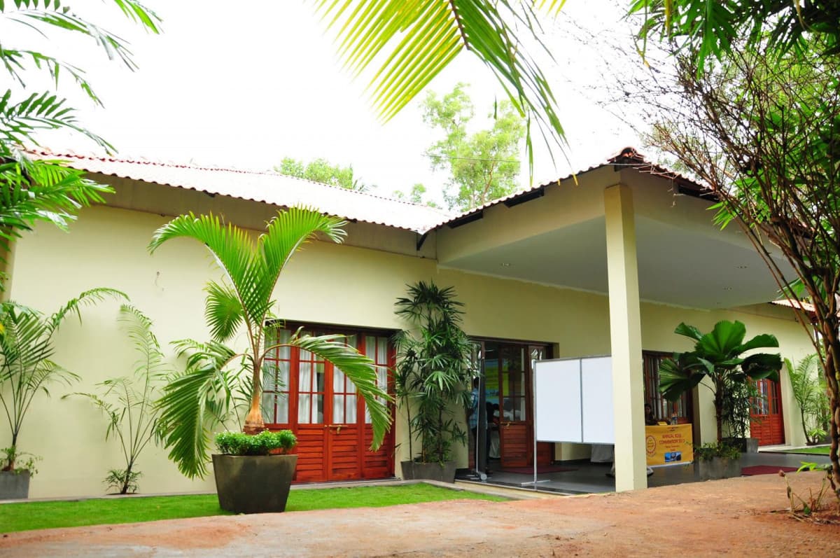POOVAR ISLAND RESORT