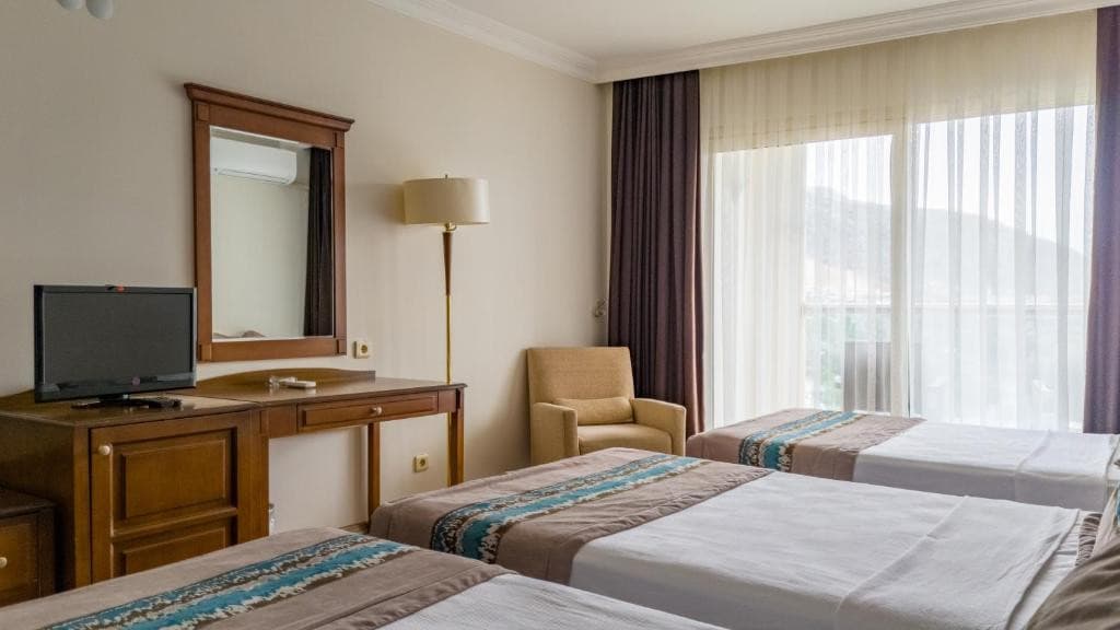 Grand Sahin's Hotel