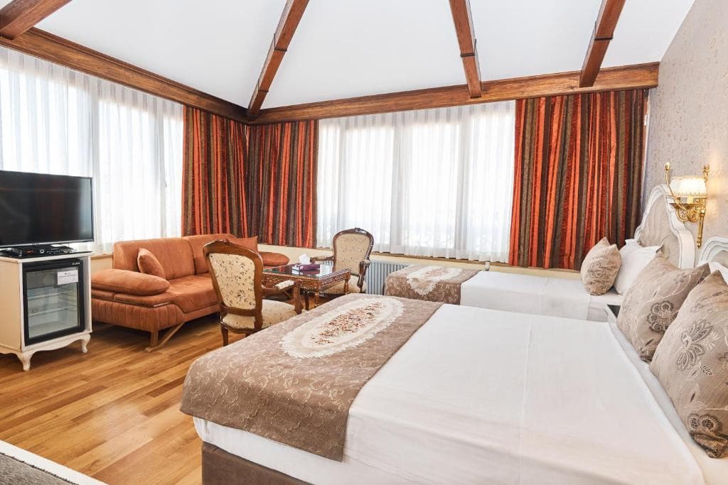 BEST WESTERN EMPIRE PALACE