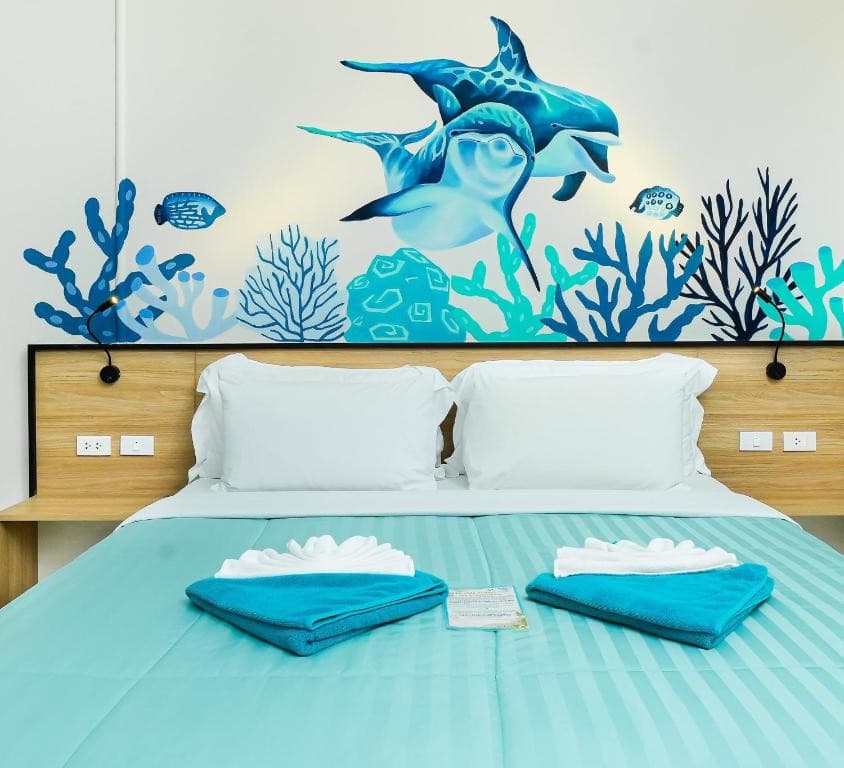 TOUCH SEA BOUTIQUE HOTEL & BISTRO