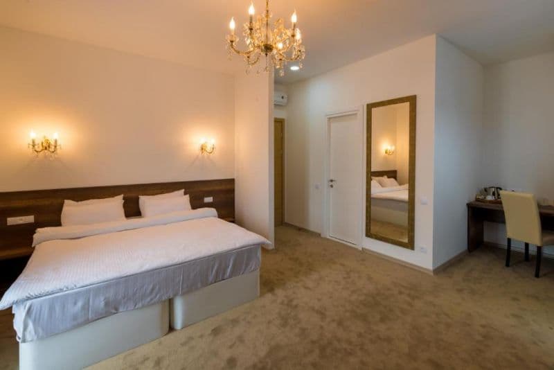 Alliance Hotel