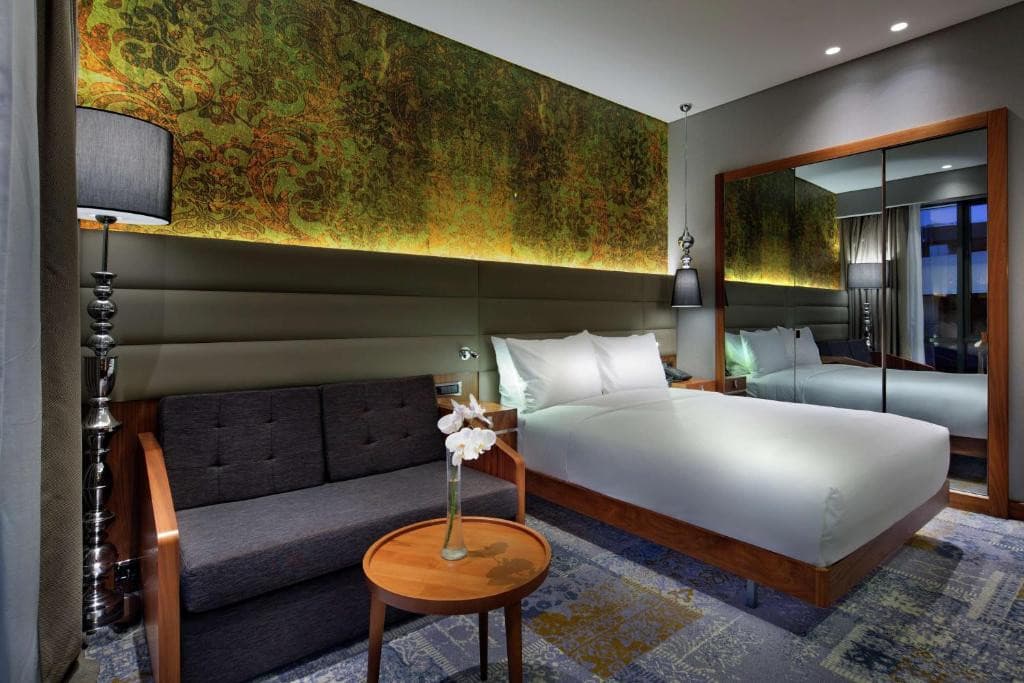 DOUBLETREE BY HILTON HOTEL ISTANBUL - PIYALEPASA