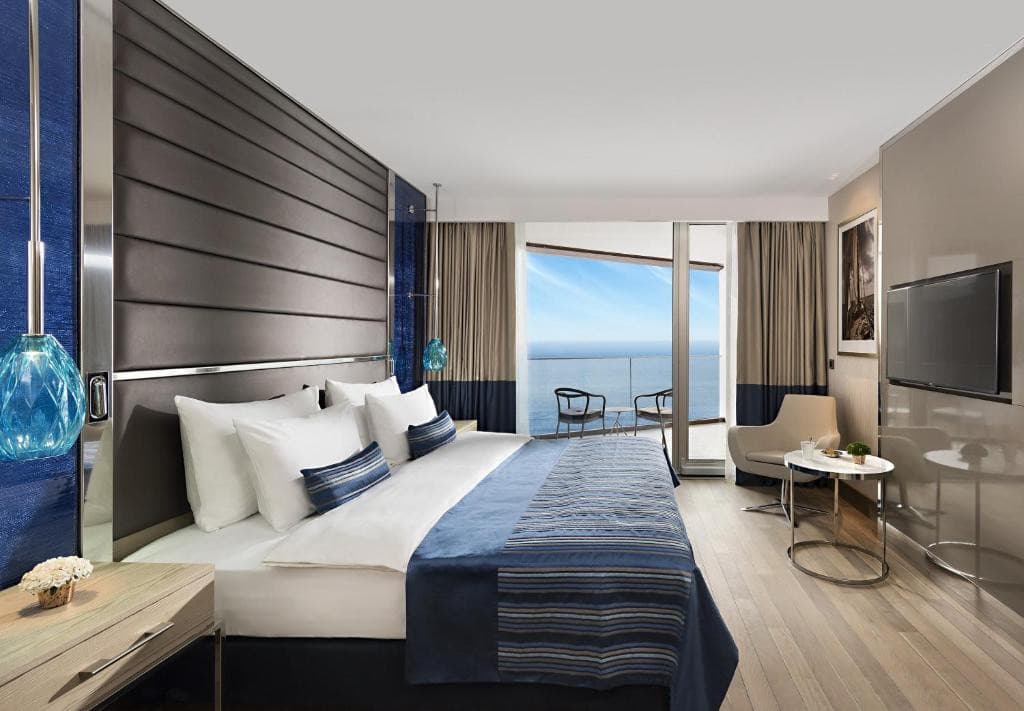 CROWNE PLAZA ISTANBUL FLORYA