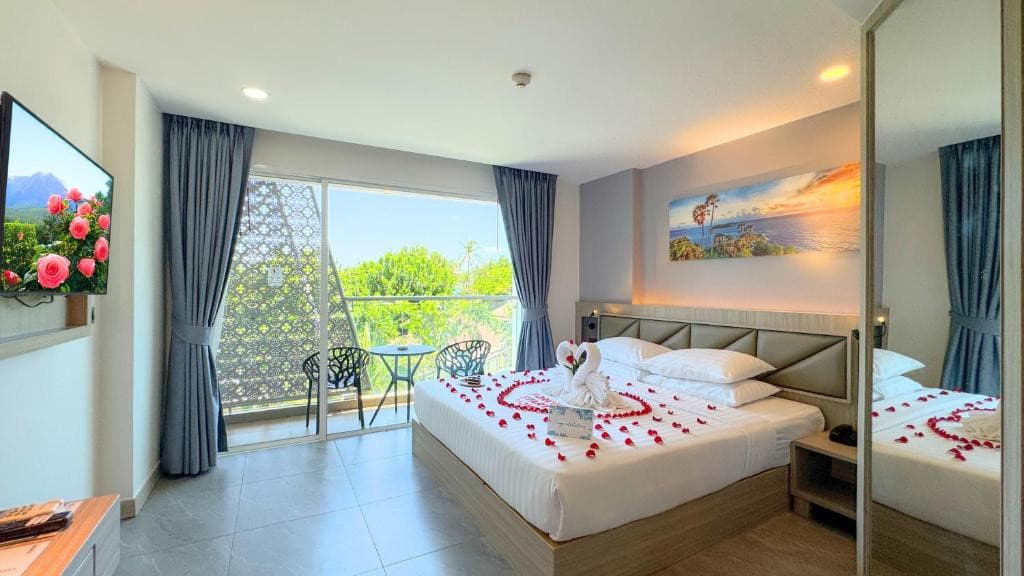 Araya Beach Hotel Patong