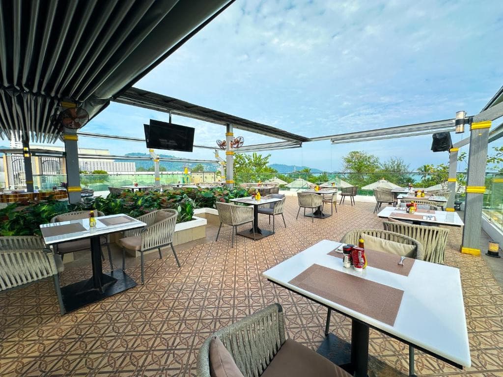 Araya Beach Hotel Patong