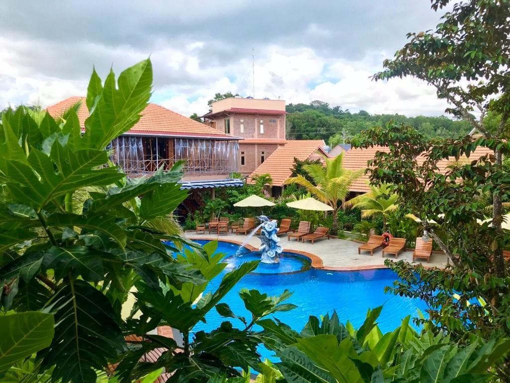 Golden Topaz Phu Quoc Resort