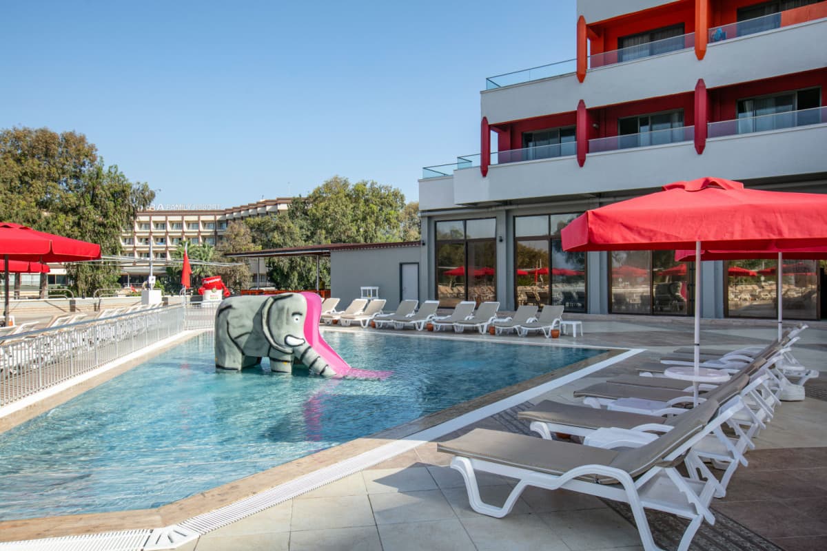 Aska Side Grand Prestige Hotel & Spa