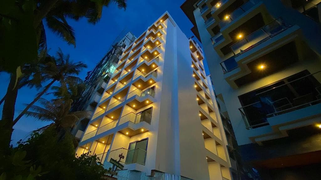 KAANI PALM BEACH